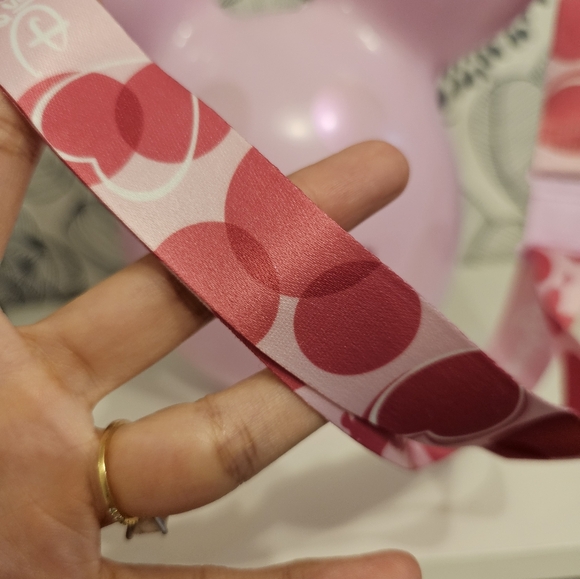 New Mickey Mouse Popcorn Bucket - Picture 4 of 4